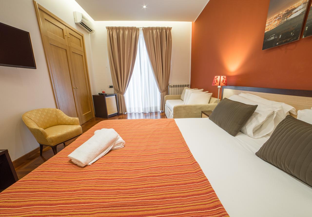 B&B Chiaia 32 Neapol Zewnętrze zdjęcie